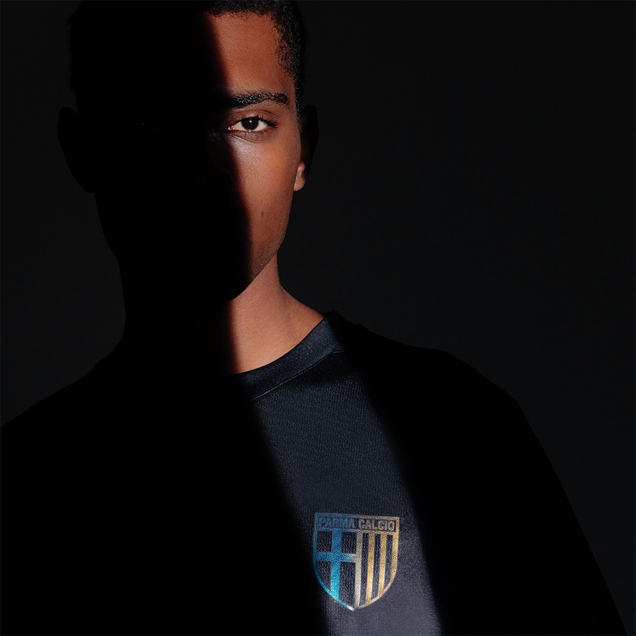 Maglia gara Fourth uomo con sponsor olografici Parma Calcio