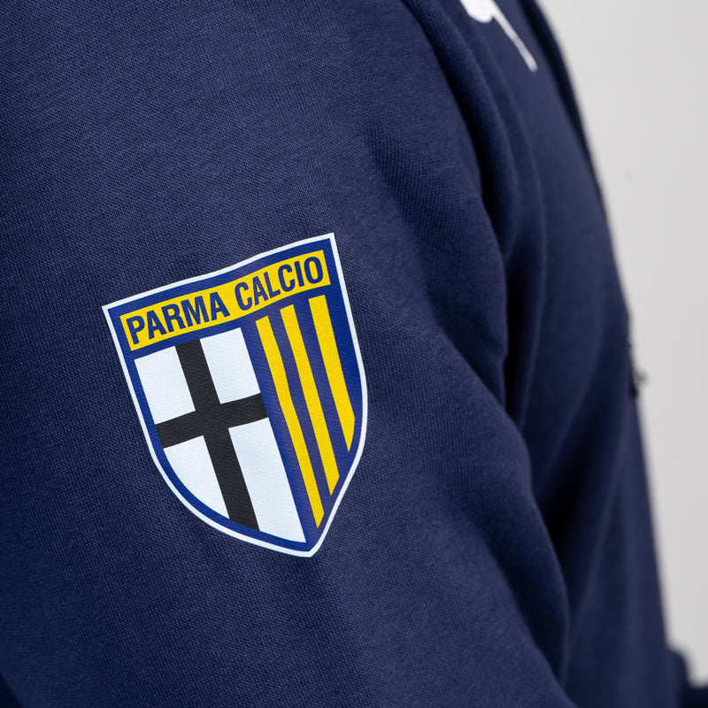 Felpa blu uomo in cotone con cappuccio tasca marsupio logo speciale 110 logo Puma e logo Parma Calcio sulla spalla destra