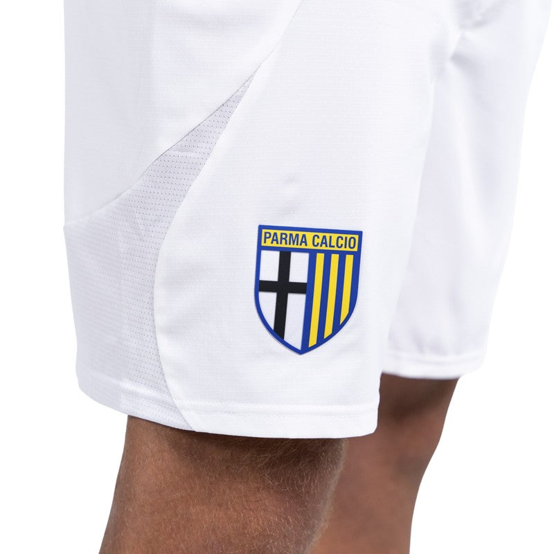 pantaloncini gara bianchi con logo Parma Calcio e Puma