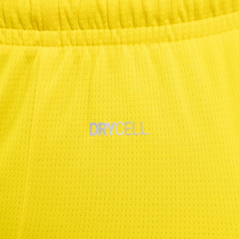 pantaloncini gara gialli con logo Parma Calcio e Puma