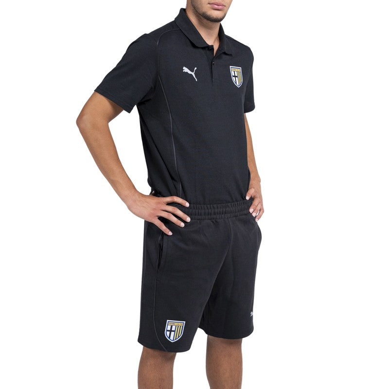 Bermuda nero adulto in felpa di cotone con tasche laterali logo Parma Calcio abbinati a polo nera