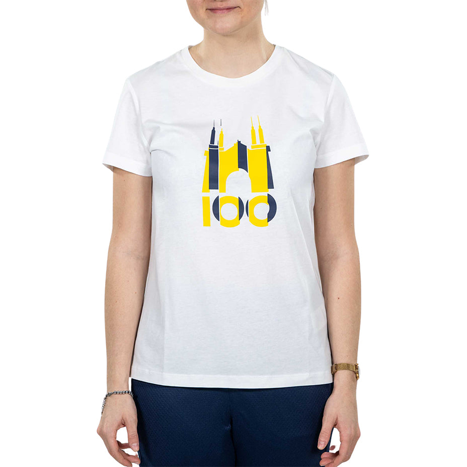 Ragazza indossa T-shirt con logo giallo e blu Tardini 100 Parma calcio