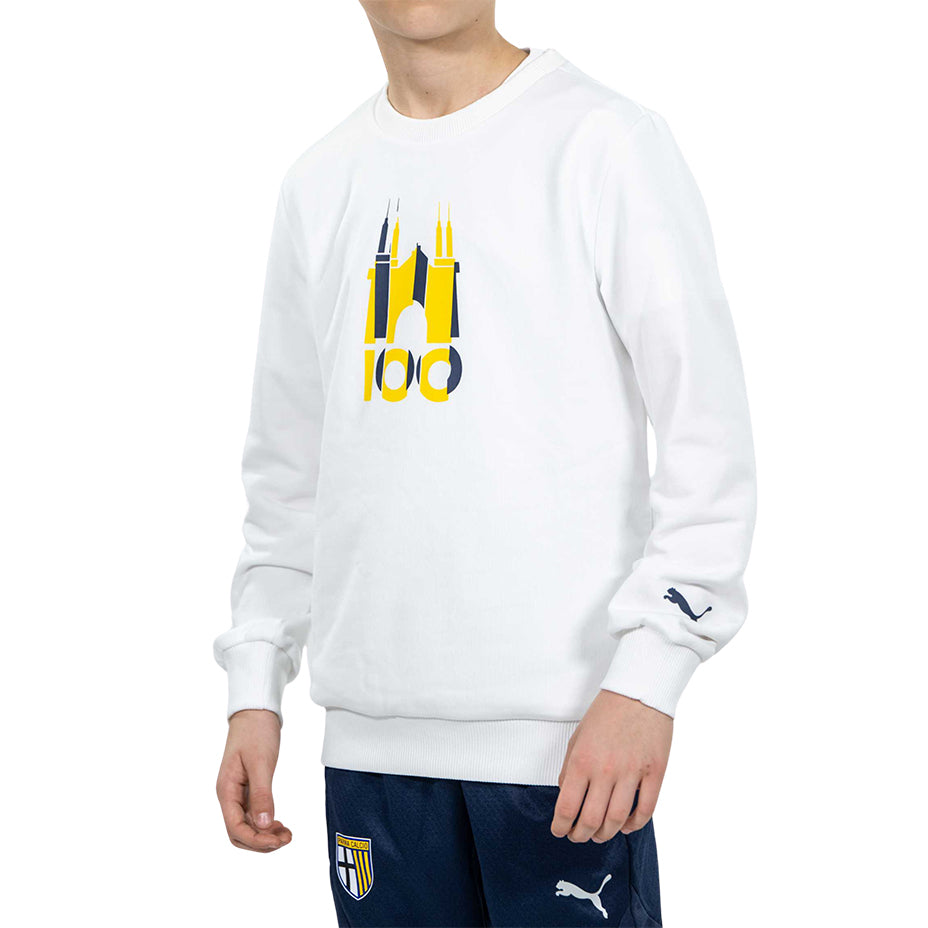 Bambino indossa felpa bianca con logo tardini 100 in colore giallo e blu