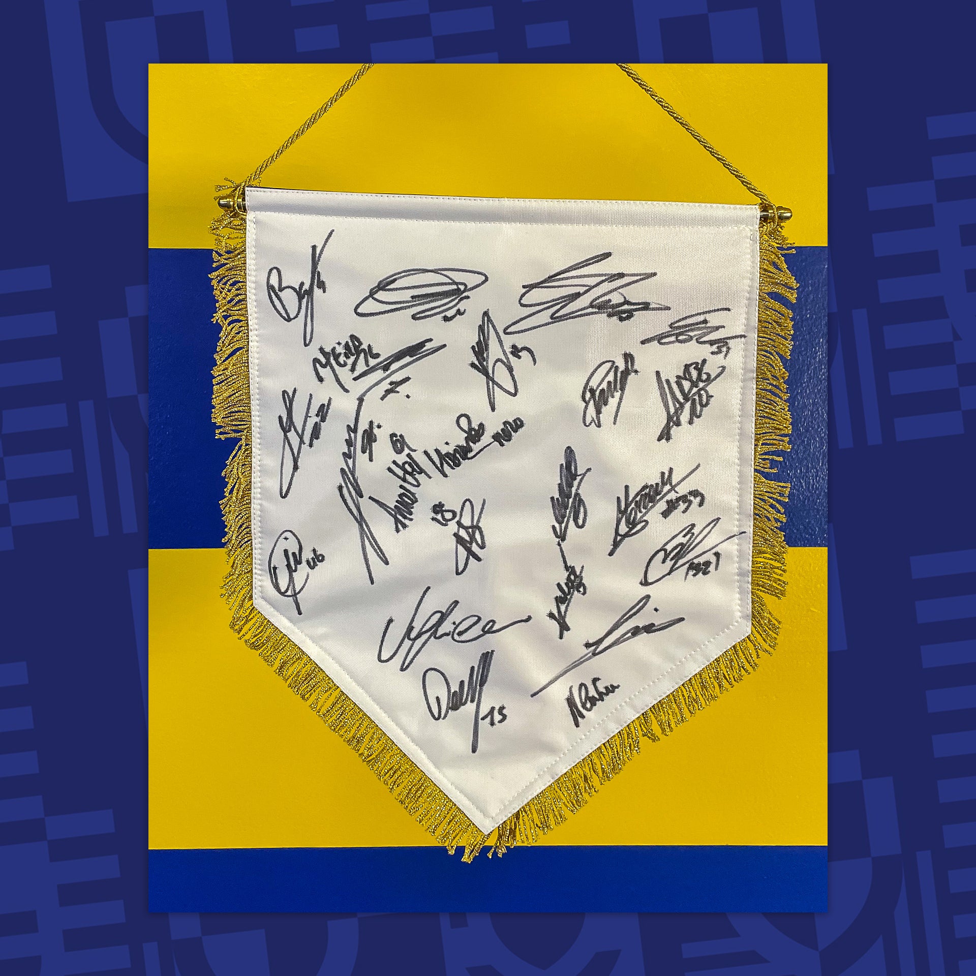 Gagliardetto firmato Parma - Inter 05/04/2025