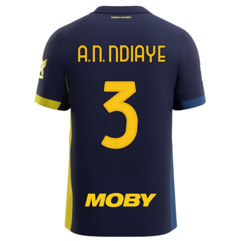 Maglia gara Parma Calcio Fourth blu con bande laterali giallo e blu personalizzata con nome e numero Ndiaye 3, sponsor e patch serie A