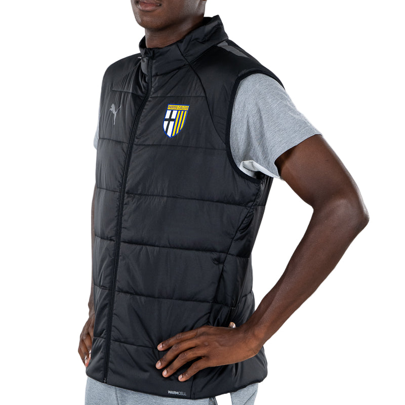 piumino smanicato nero adulto con zip, tasche laterali con cerniera, colletto, tasche interne, logo Parma Calcio e Puma