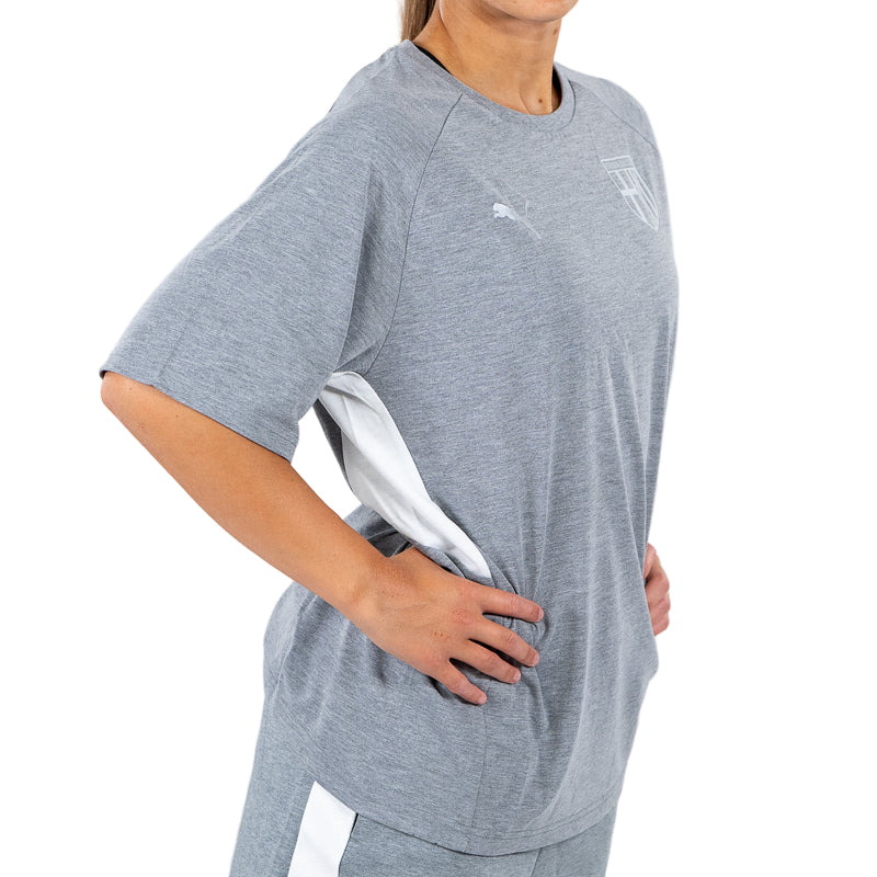 T-shirt grigia woman con bande laterali bianchi, logo Parma Calcio e Puma