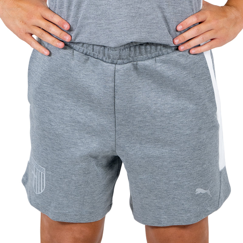 Bermuda grigio woman con bande laterali bianche, elastico in vita, logo Parma Calcio e Puma