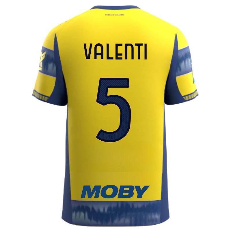 Maglia gara Parma Calcio Away gialla con righe e bande laterali blu personalizzata con nome e numero Valenti 5, sponsor e patch serie A