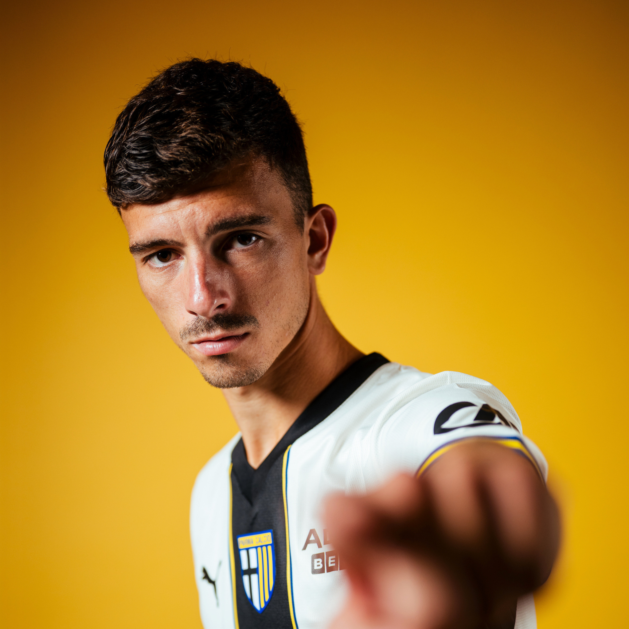 Foto con giocatore Parma Calcio Delprato 15
