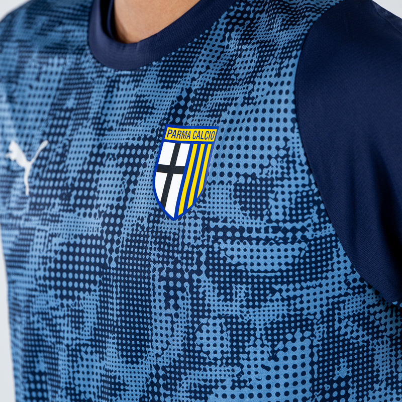 Dettaglio logo Parma maglia training calciatori blu navy con fantasia geometrica