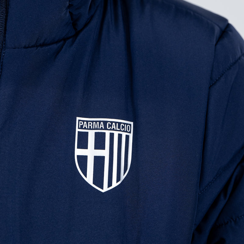Giacca imbottita blu navy bambino con cappuccio, zip, tasche laterali, e dettaglio logo Parma Calcio 
